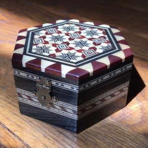 Handmade Trinket box/jewelry box